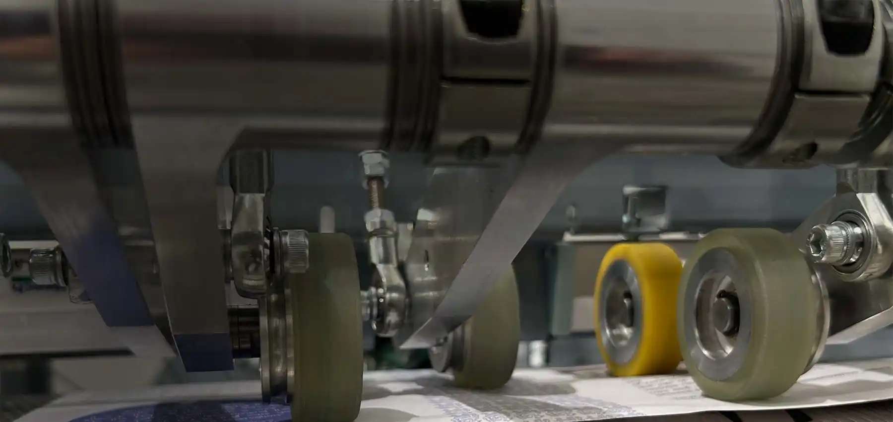 Detail of an IBIS Smart-binder