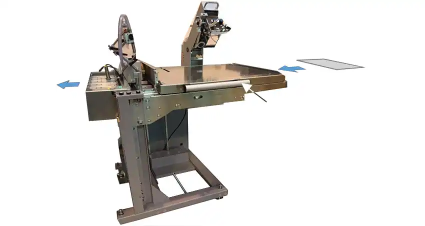 Sheet Pile Feeder SB-097 in the upper position